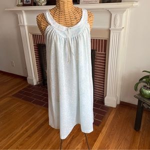 Brandywine vintage nightgown